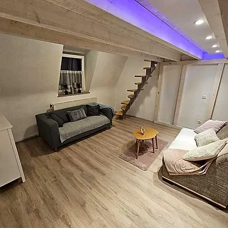 Zentral 2 Neudorf * Ντούισμπουργκ